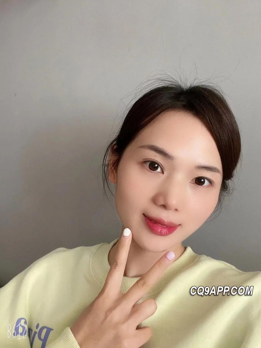 2023121513 三十二年寻根之路终结束，湖南女子在北京再续亲情连线
