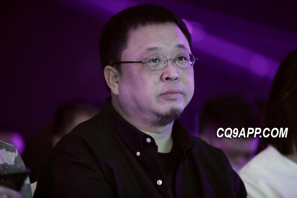 2023121621 罗永浩表态支持董宇辉自立门户，盼协助后者创业迈大步