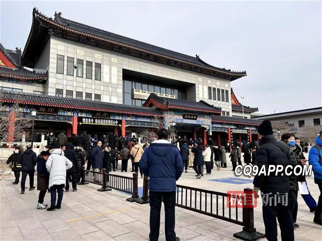 2023122420 铊中毒案受害者朱令辞世 礼堂响起她生前演奏的《广陵散》