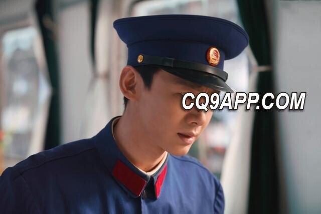 2024020713 《南来北往》开播遭观众质疑，剧情逻辑引热议
