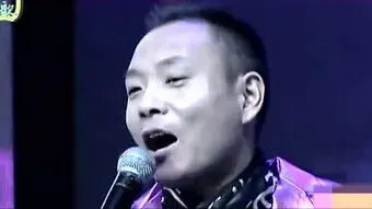 2024020812 祁隆温情归乡，心系家园奉献歌声照亮乡村夜空