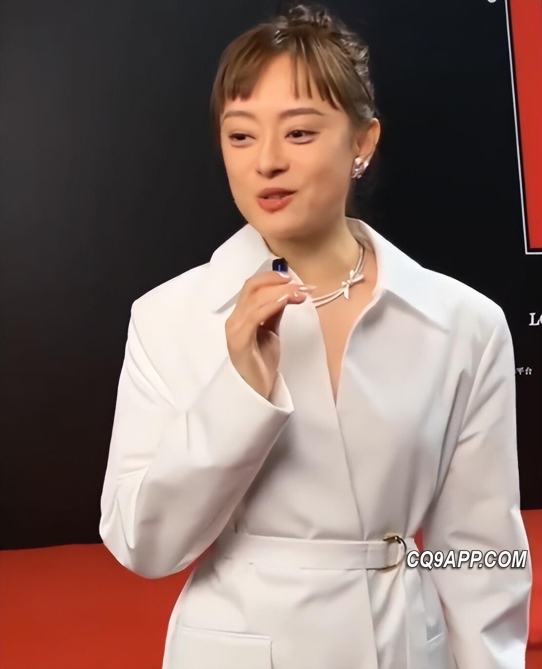 2024020921 孙俪陪伴等等打球潮范儿 与娱乐圈脱轨却自有坚持