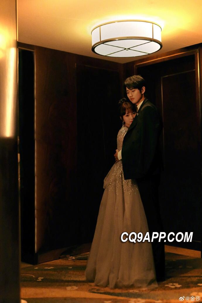 2024021221 金莎孙丞潇婚讯震惊众人：一场不可阻挡的爱情决心