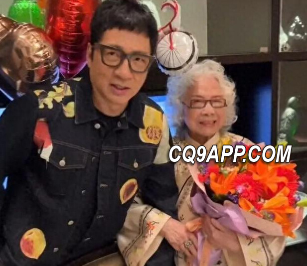 2024022611 Tvb资深男星单立文庆祝母亲高寿，婚姻16载仍孕育无果