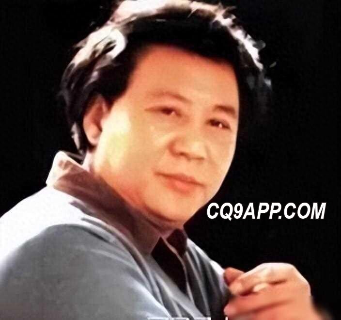2024030121 同一面孔成就不平凡人生：古月的传奇经历